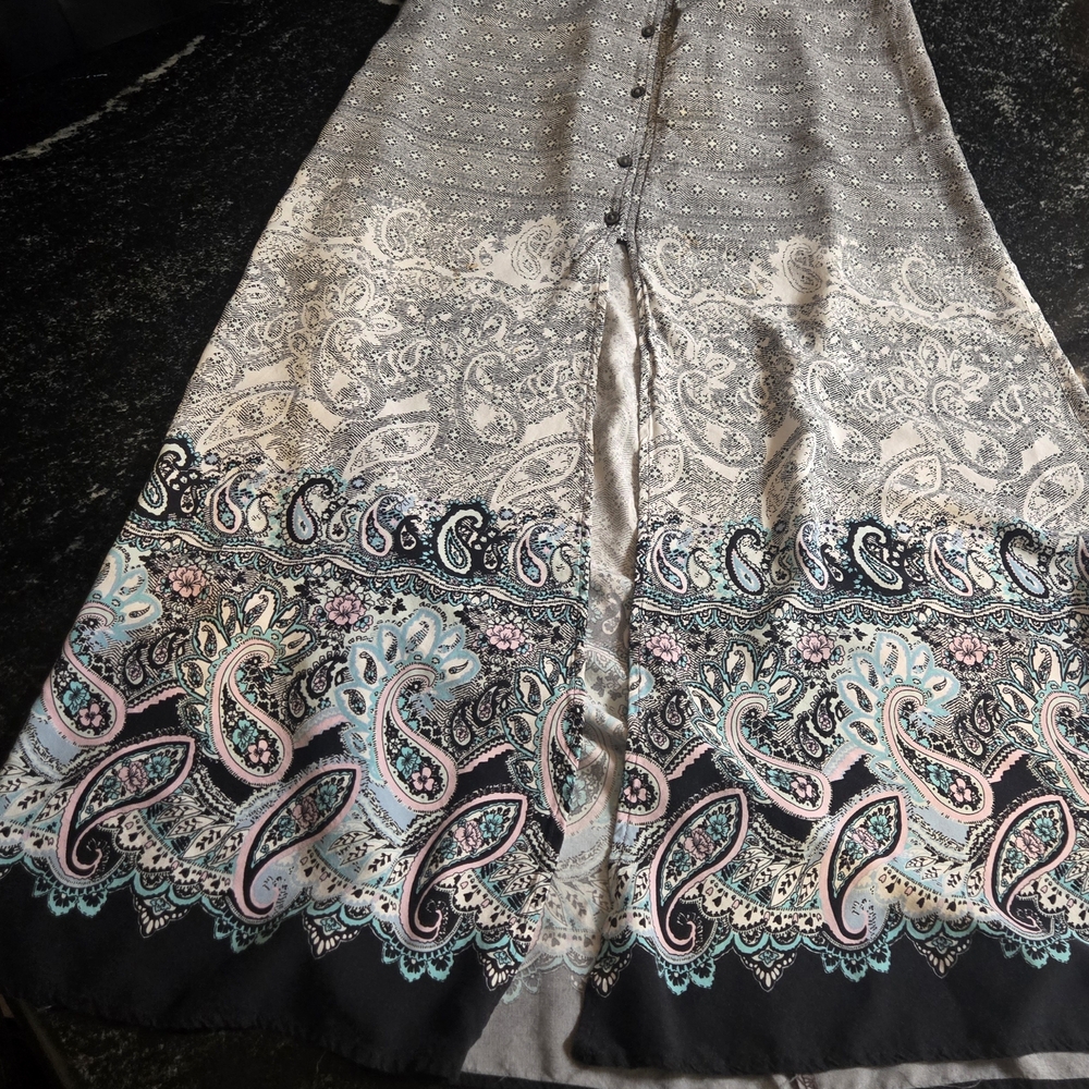 Express Gray and Black Paisley Maxi Skirt